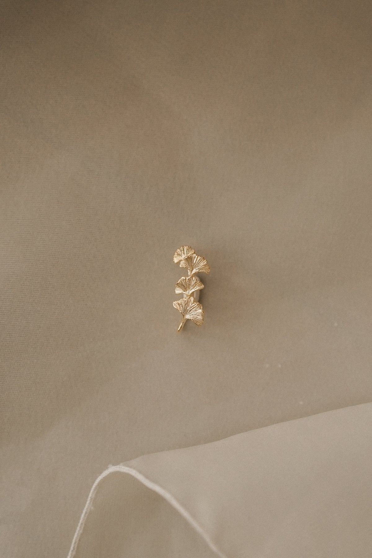 Ginkgo Earclimber