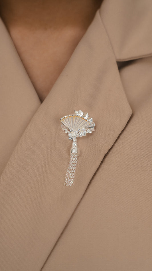 Kipas Brooch with Mother of Pearl