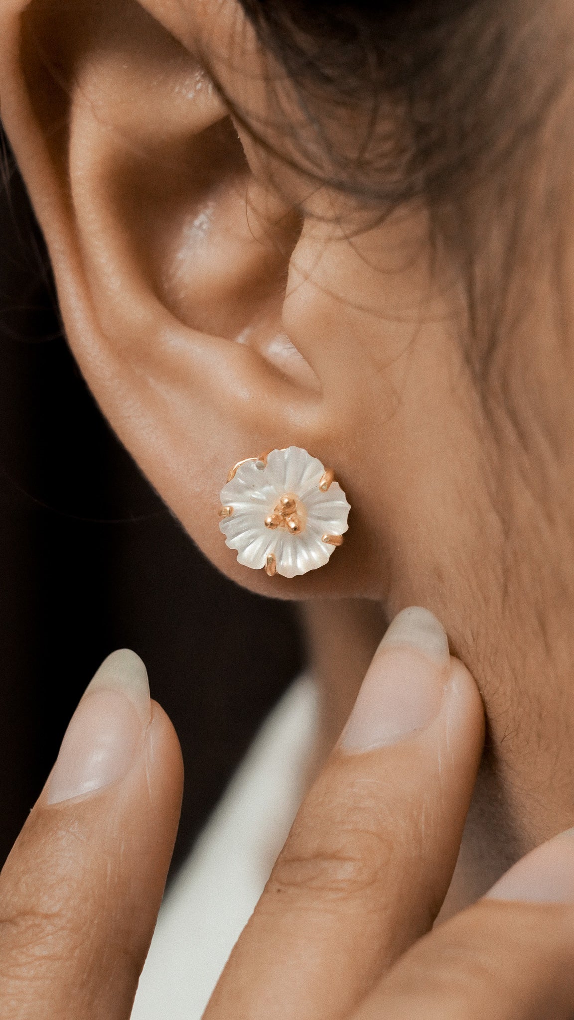 Hibiscus Earstud with Mother of Pearl