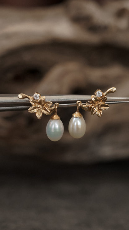 Sekar Earrings