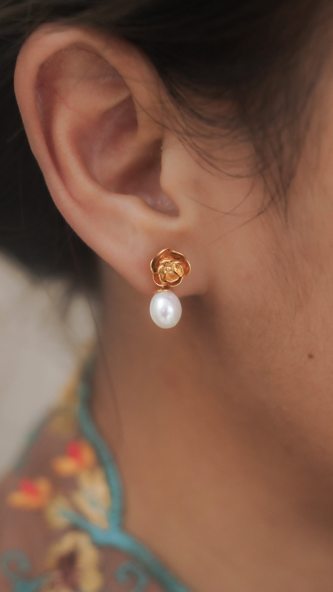 TITIAN JEWELRY - Peony Earstud with Pearl
